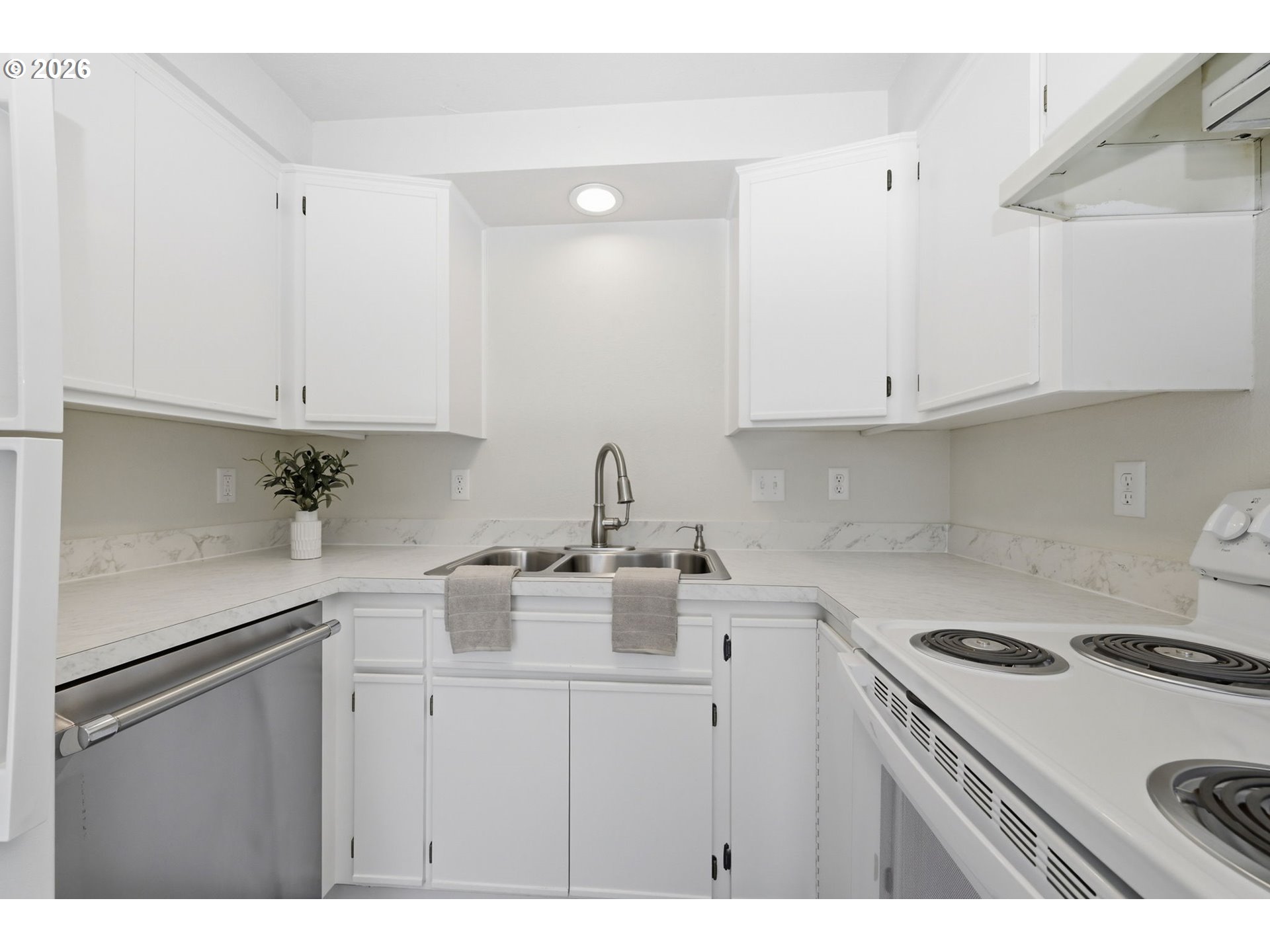 84485 Parkway Road Pleasant Hill, OR 97455 - Photo 34 of 44