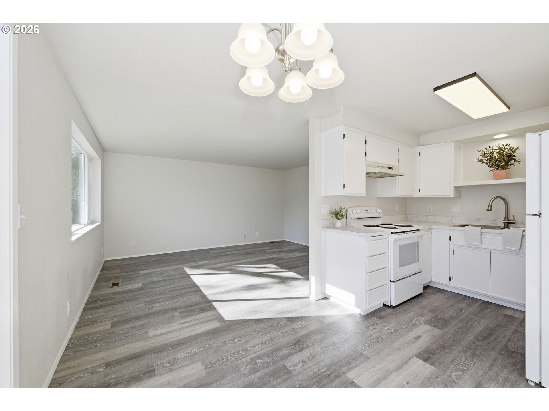 84485 Parkway Road Pleasant Hill, OR 97455 - Photo 10 of 44