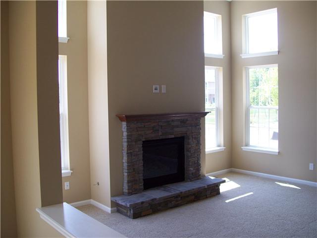 10275 Strongbow Road Fishers, IN 46040 - Photo 12 of 24 Gallery Image 12