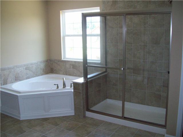 10275 Strongbow Road Fishers, IN 46040 - Photo 19 of 24 Gallery Image 19