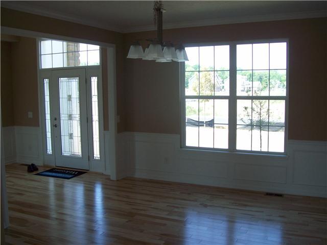 10275 Strongbow Road Fishers, IN 46040 - Photo 5 of 24 Gallery Image 5