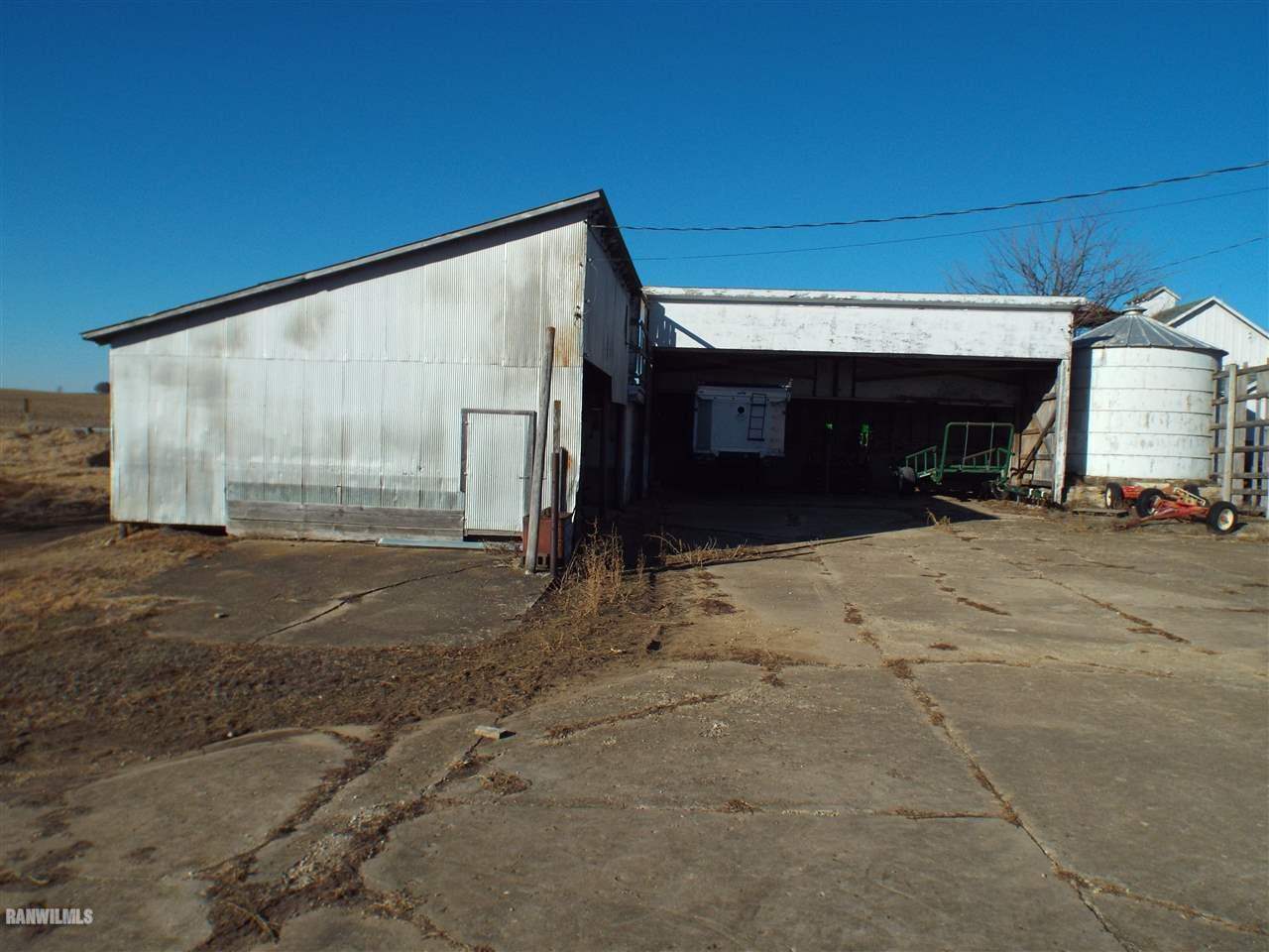 15983 West Cemetery Road Kent, IL 61044 - Photo 18 of 23 a view of a car garage