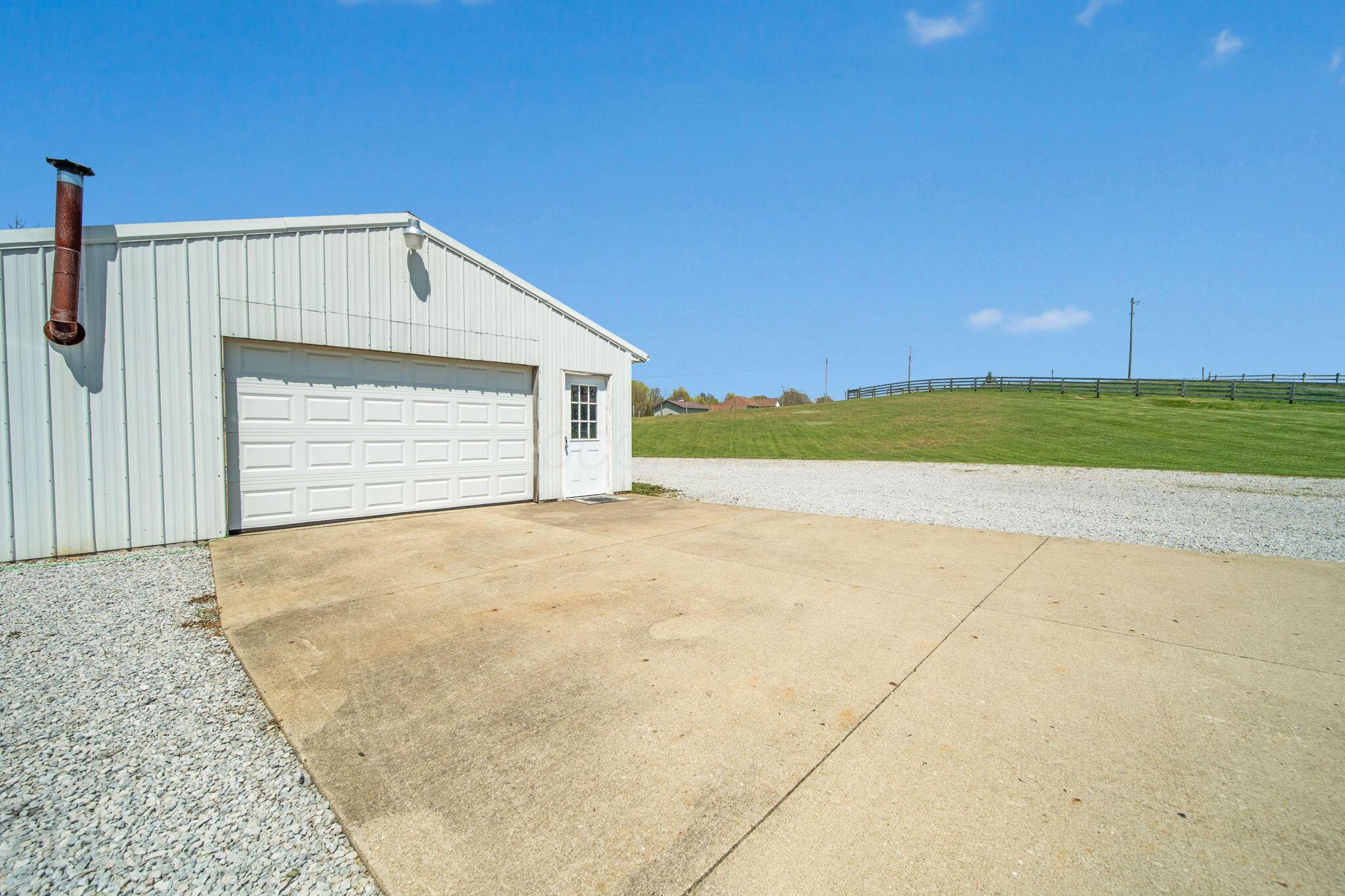 10160 New Delaware Road Mount Vernon, OH 43050 - Photo 43 of 59 58-web-or-mls-DSC08144
