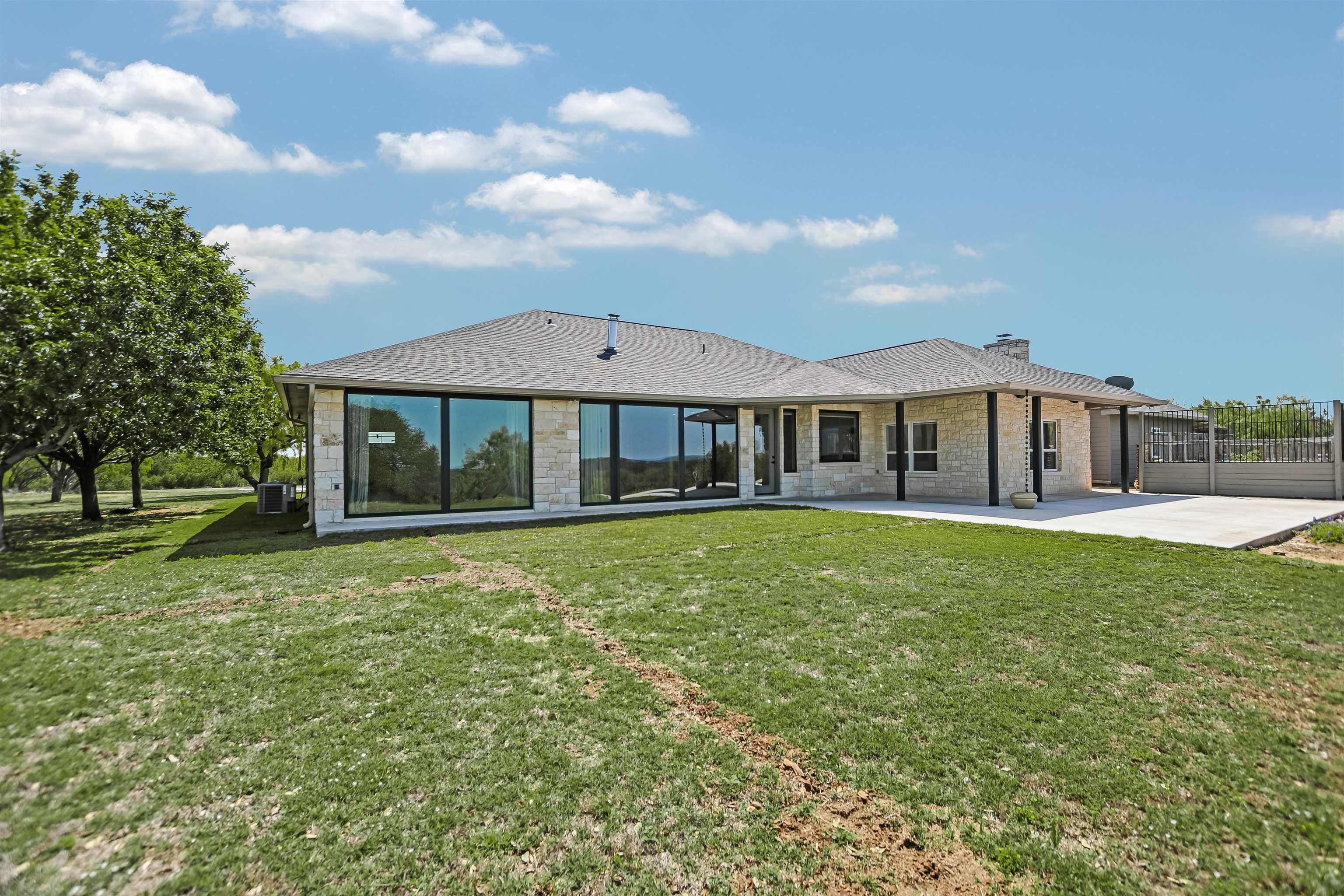 418 The Hills Road Horseshoe Bay, TX 78657 - Photo 24 of 28