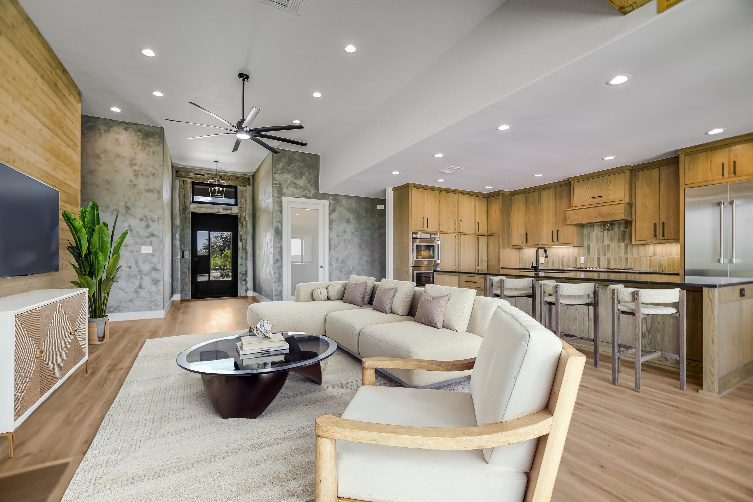 418 The Hills Road Horseshoe Bay, TX 78657 - Photo 5 of 28