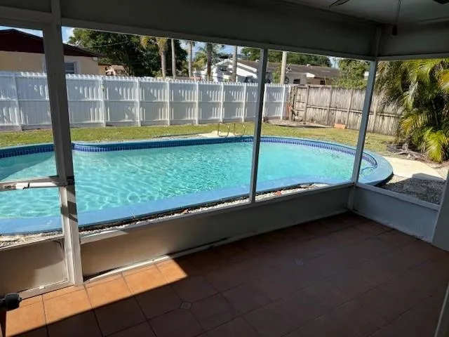 $2,995 | 330 North 65th Way, Hollywood, FL 33024