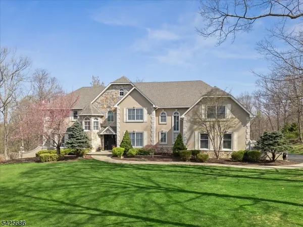 $1,400,000 | 9 Mills Ridge, Sparta, NJ 07871