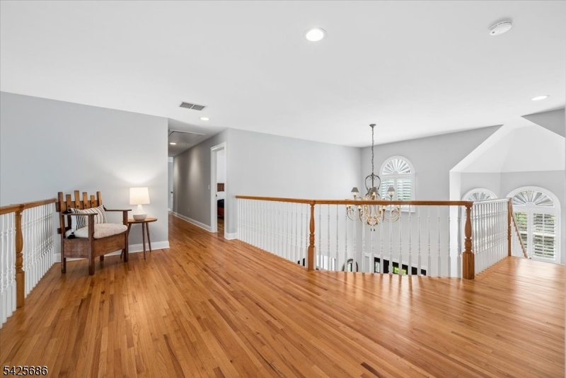 9 Mills Ridge Sparta, NJ 07871 - Photo 21 of 37