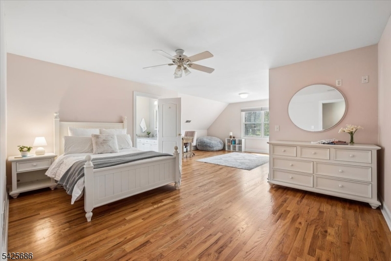 9 Mills Ridge Sparta, NJ 07871 - Photo 25 of 37