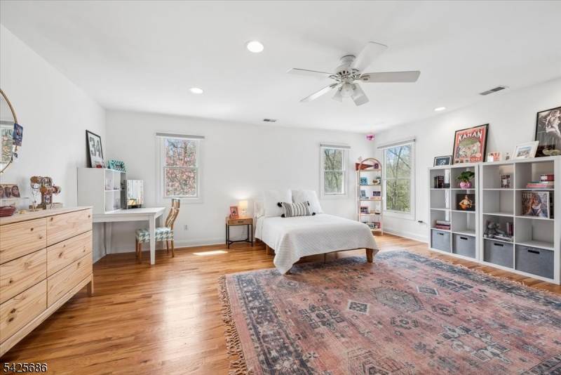 9 Mills Ridge Sparta, NJ 07871 - Photo 26 of 37