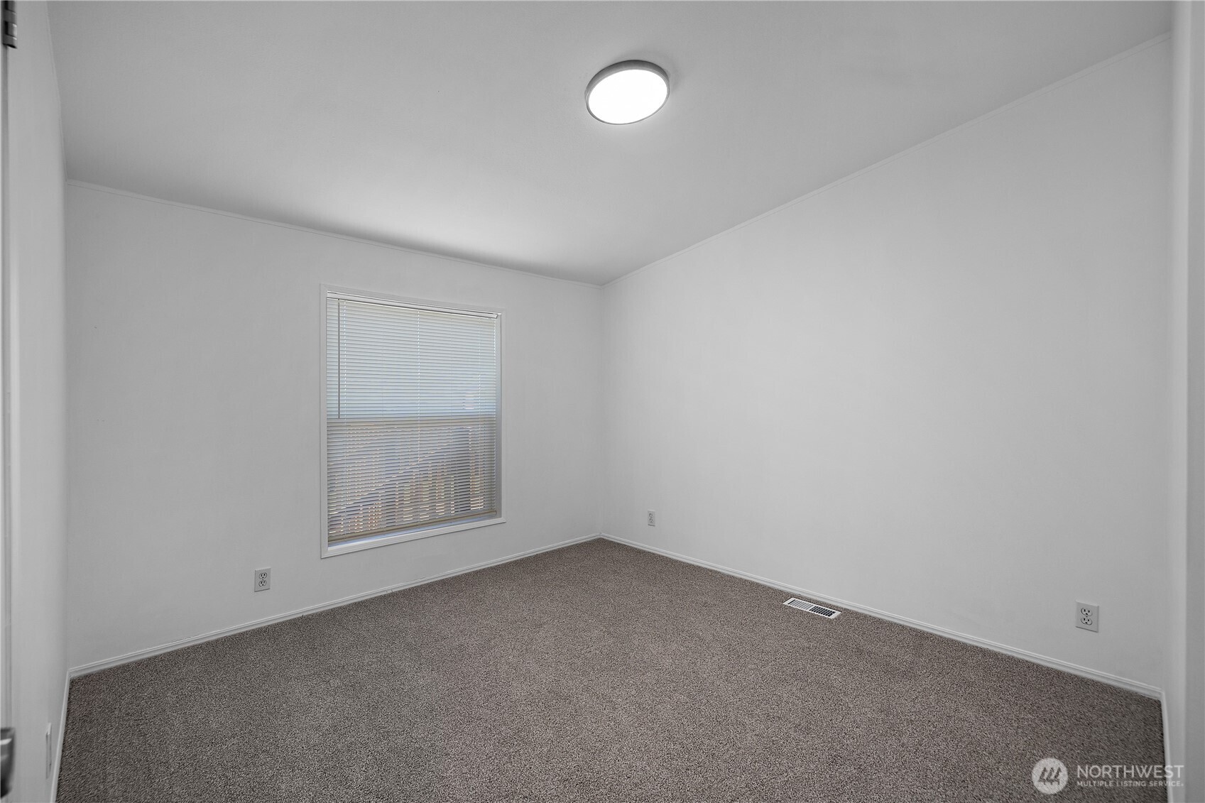 8915 Wilkensen Road Southeast, Unit 9A Yelm, WA 98597 - Photo 20 of 23