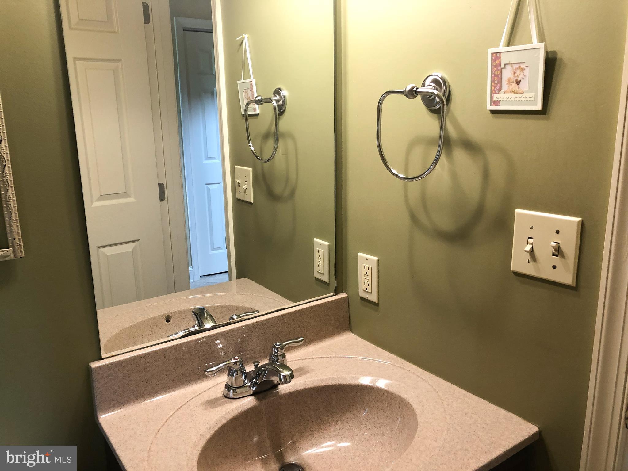 2084 Raleigh Road Hummelstown, PA 17036 - Photo 17 of 41 Gallery Image 17
