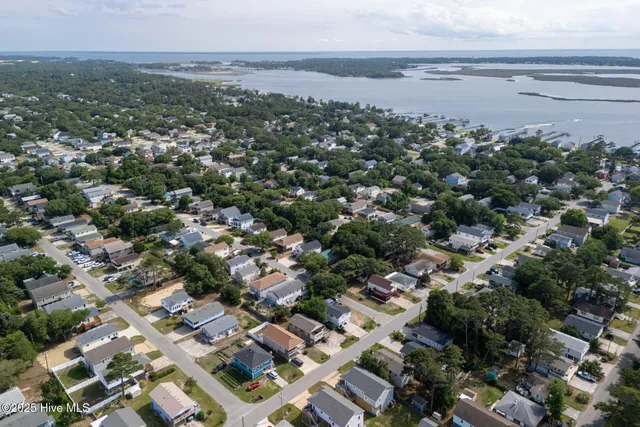 $595,000 | 703 Suffolk Street, Kill Devil Hills, NC 27948