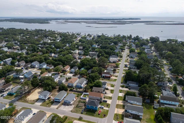 $595,000 | 703 Suffolk Street, Kill Devil Hills, NC 27948