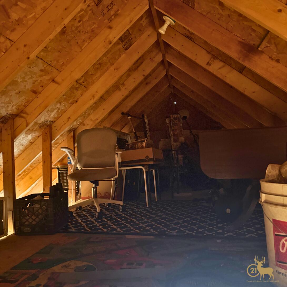 76 Falvey Street Bangor, ME 04401 - Photo 15 of 33 11