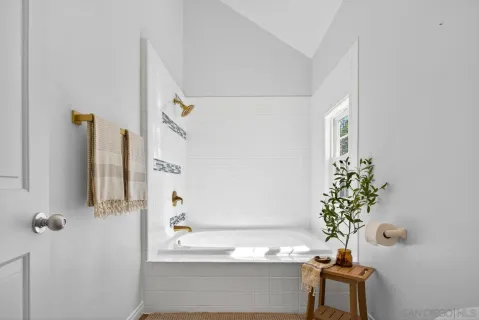 $2,495,000 | 2712 Cazadero Drive, Carlsbad, CA 92009