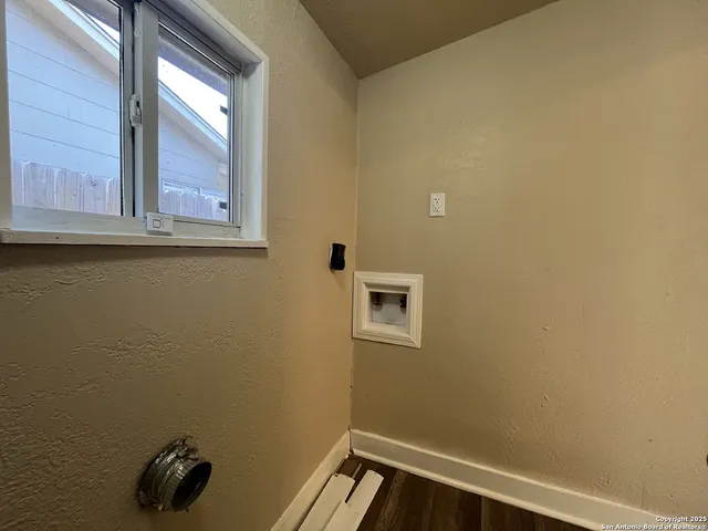 $1,495 | 4102 Judivan, San Antonio, TX 78218