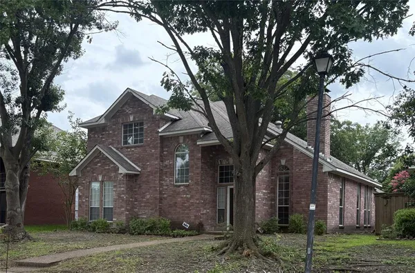 $2,500 | 8902 Bayshore Drive, Rowlett, TX 75088