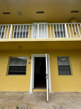 $1,750 | 5174 Northeast 6th Avenue, Unit 515, Oakland Park, FL 33334