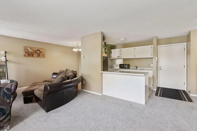 $83,500 | 4130 Rahn Road, Unit 209, Eagan, MN 55122