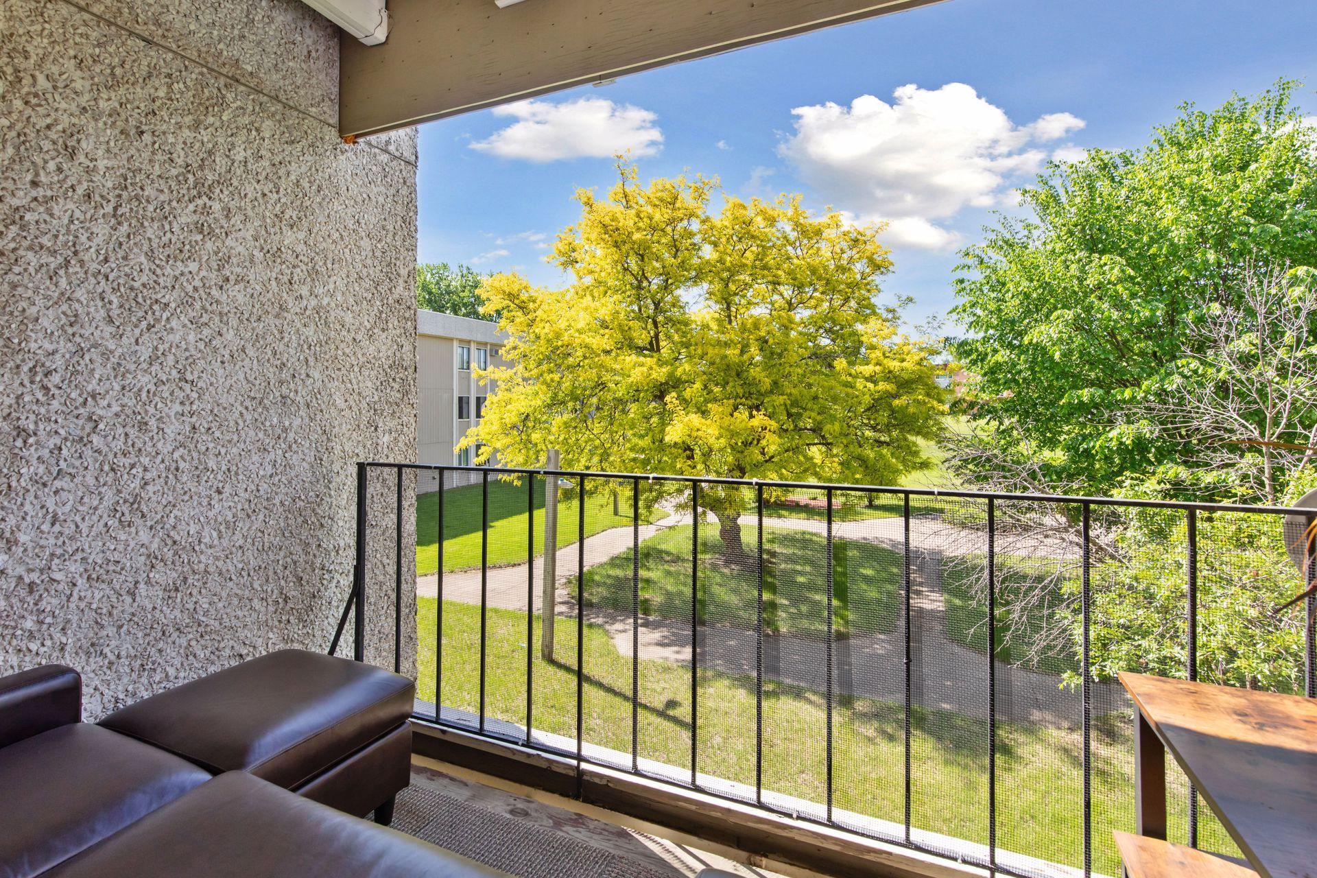 4130 Rahn Road, Unit 209 Eagan, MN 55122 - Photo 2 of 33