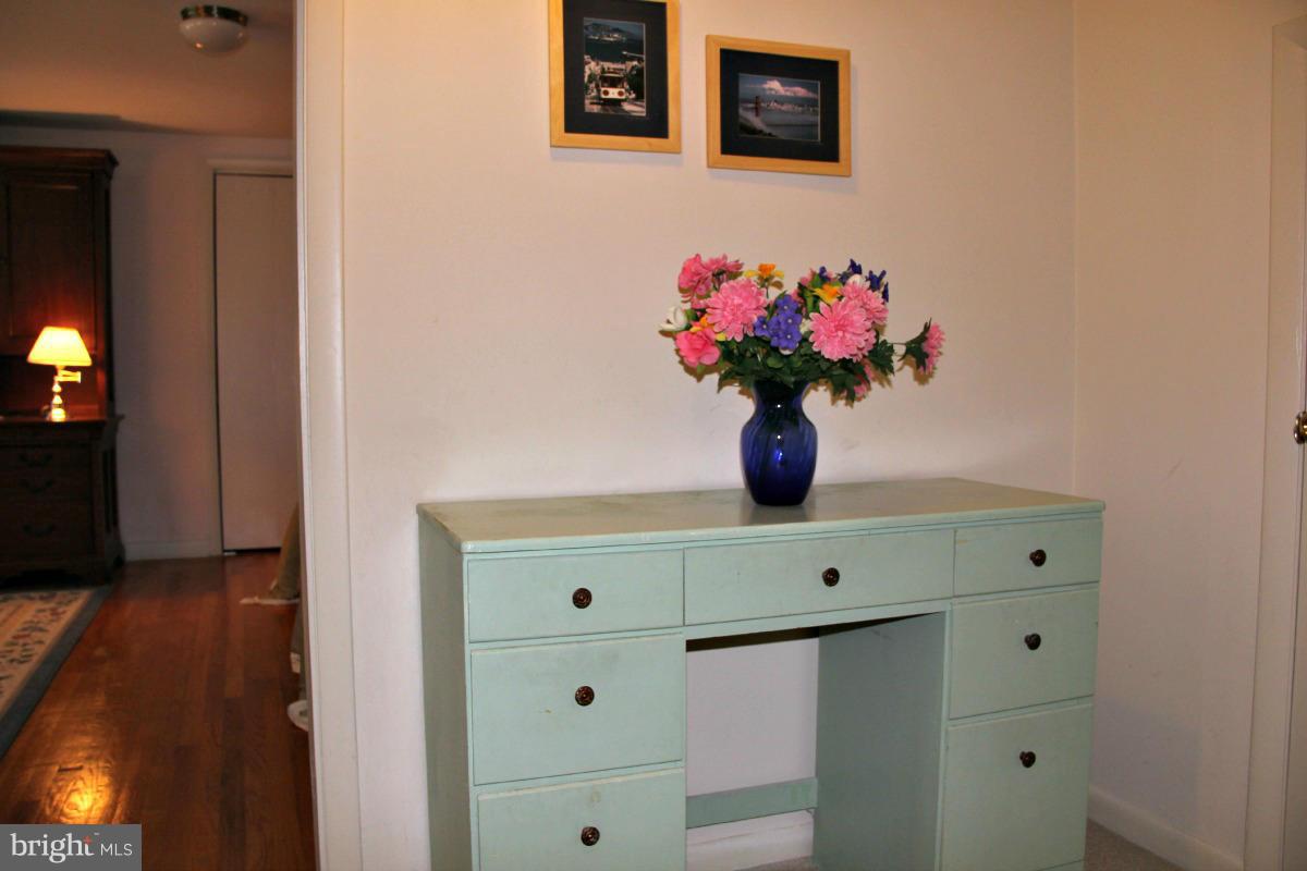 1931 Foxhall Road McLean, VA 22101 - Photo 18 of 21 a view of table