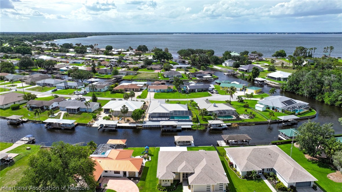 137 Lime Road Northeast Lake Placid, FL 33852 - Photo 8 of 50