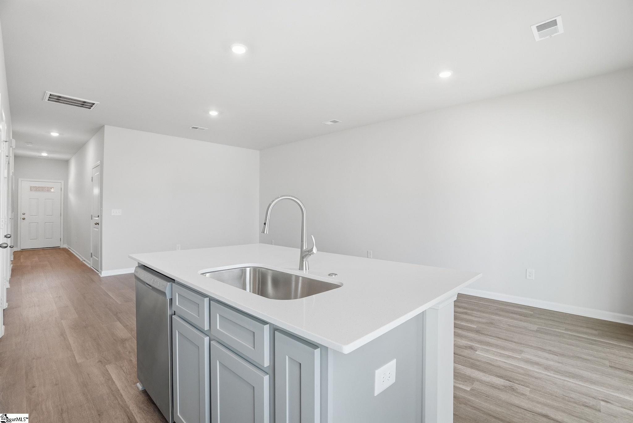 321 Lilac Loop Greenwood, SC 29646 - Photo 10 of 25