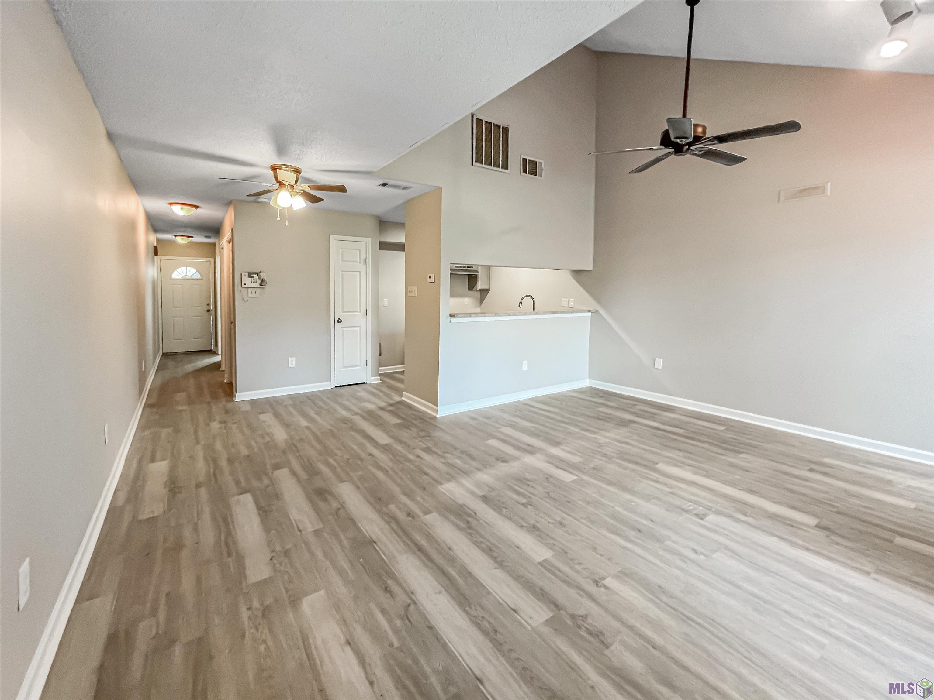 15722 Riverdale Avenue Baton Rouge, LA 70816 - Photo 4 of 11