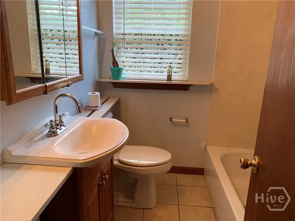 $1,450 | 5301 Athena Drive, Savannah, GA 31404