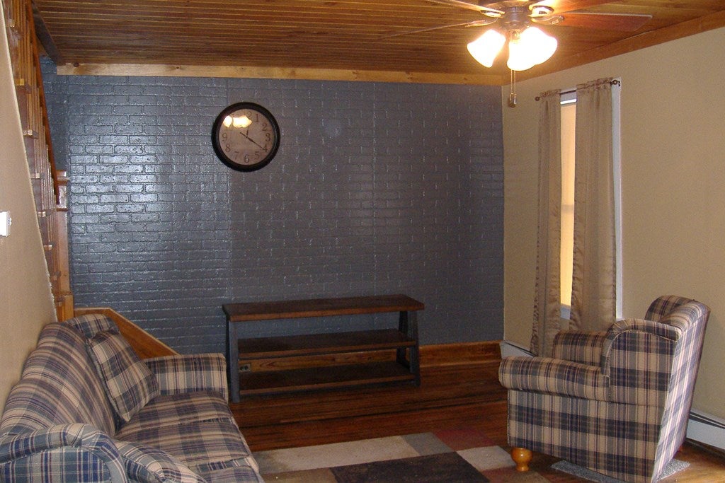 554 Ridge Street Mapleton Depot, PA 17052 - Photo 3 of 9 Gallery Image 3