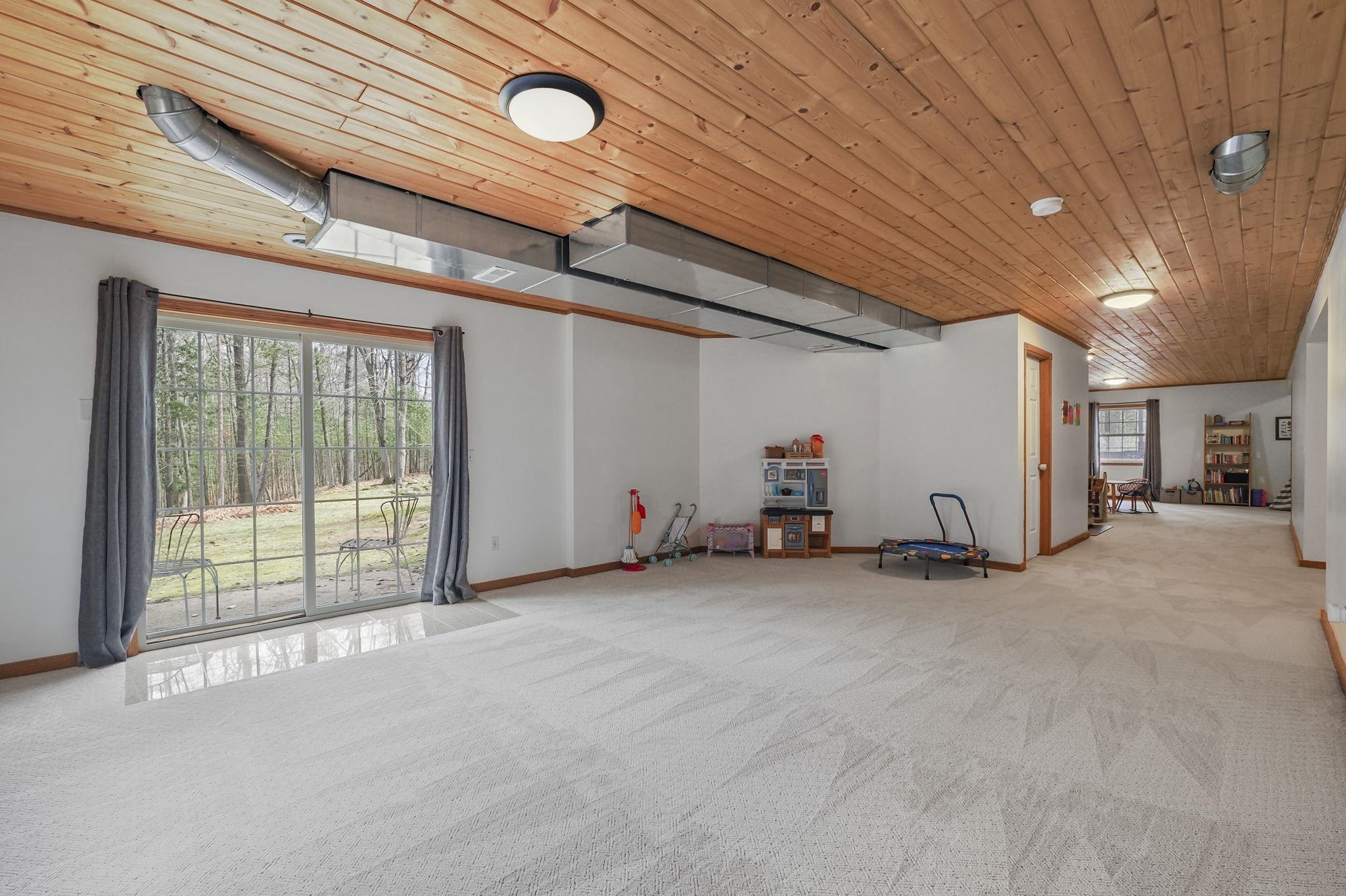 3611 Birch Road Traverse City, MI 49696 - Photo 23 of 31