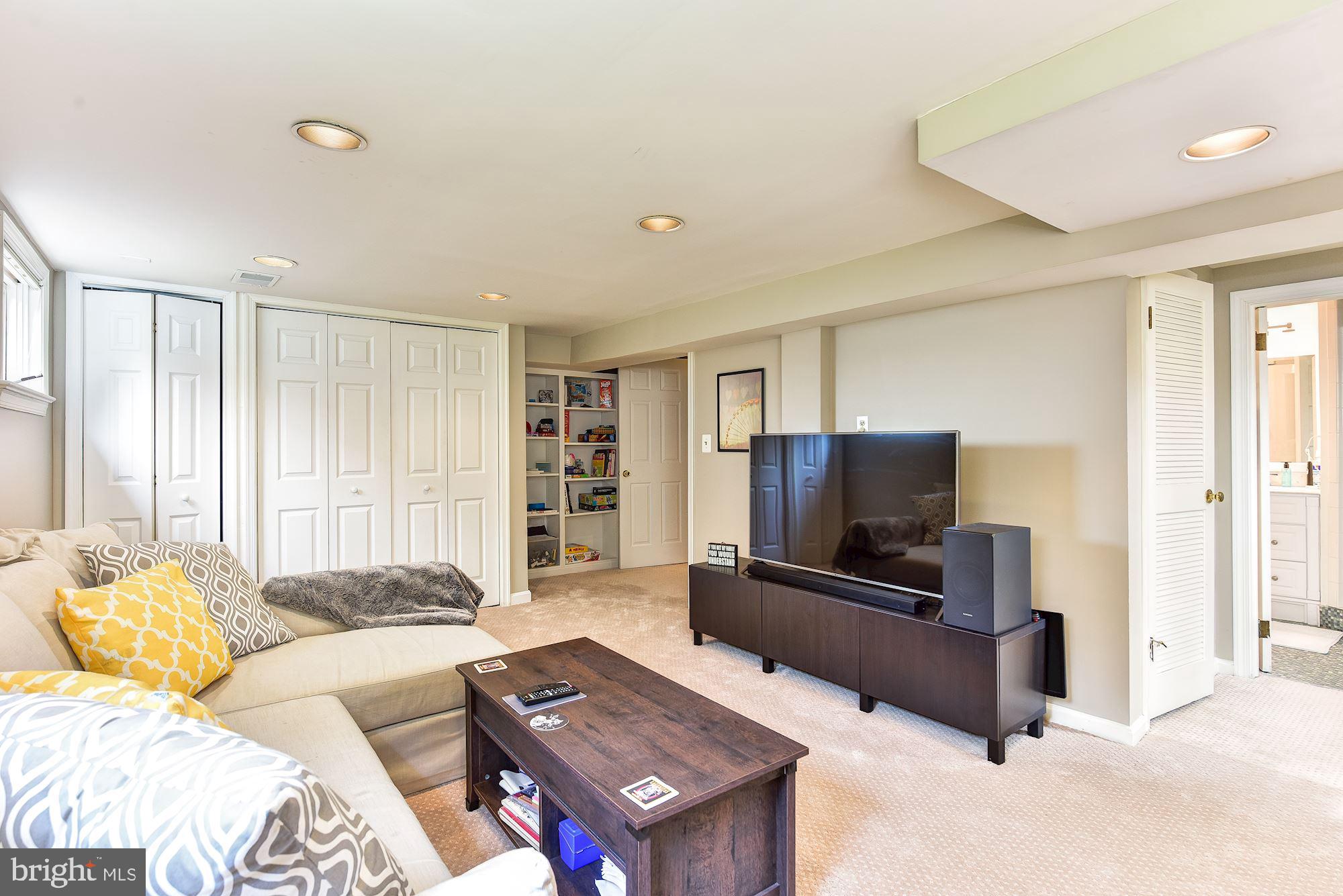 4504 Chesapeake Street Northwest Washington, DC 20016 - Photo 16 of 21 Lower Level- Family Room