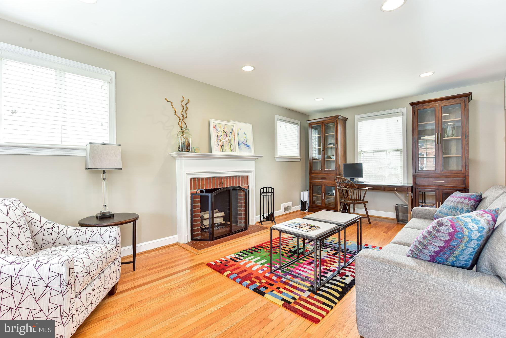4504 Chesapeake Street Northwest Washington, DC 20016 - Photo 4 of 21 Living Room
