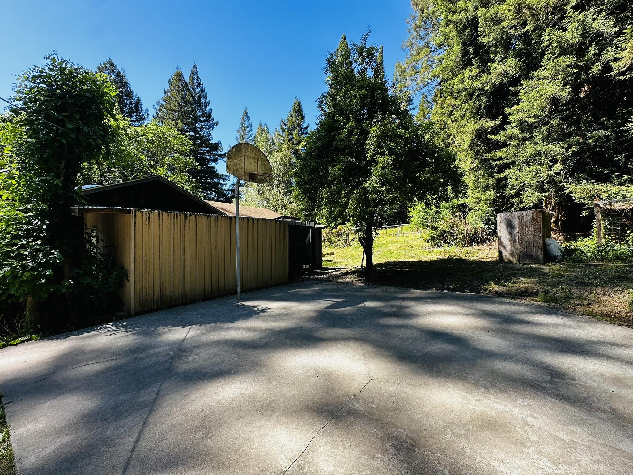2675 Briceland Road Redway, CA 95560 - Photo 76 of 113 IMG_1298