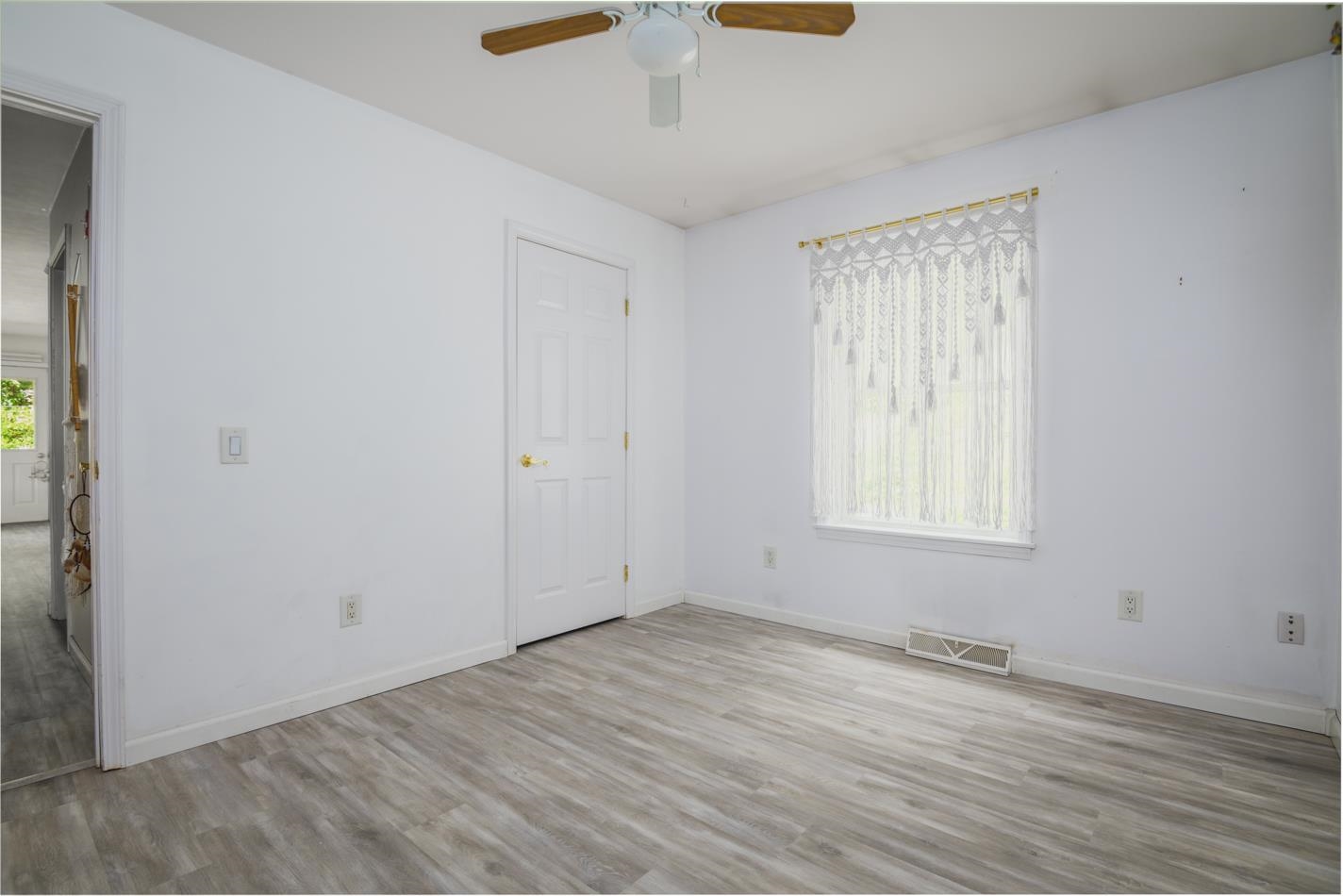 17 Woodlawn Road Raymond, NH 03077 - Photo 14 of 31 Gallery Image 14