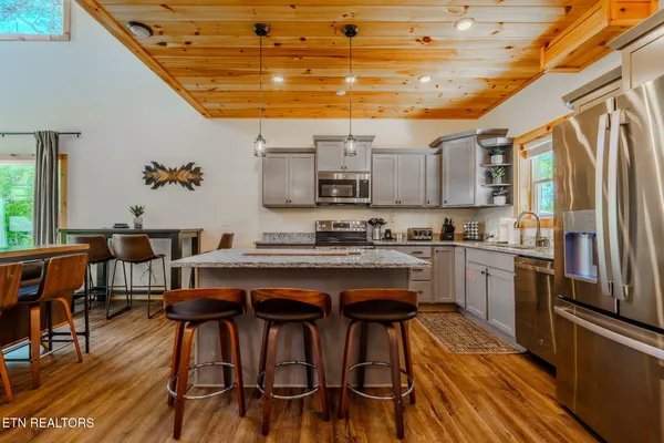 $1,589,990 | 1130 Lee Cardwell Circle, Unit 5, Pigeon Forge, TN 37863