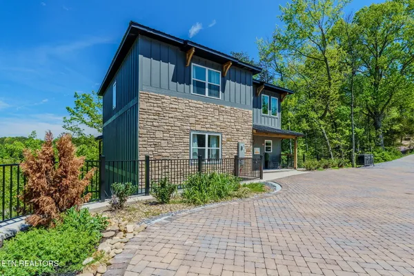 $1,589,990 | 1130 Lee Cardwell Circle, Unit 5, Pigeon Forge, TN 37863