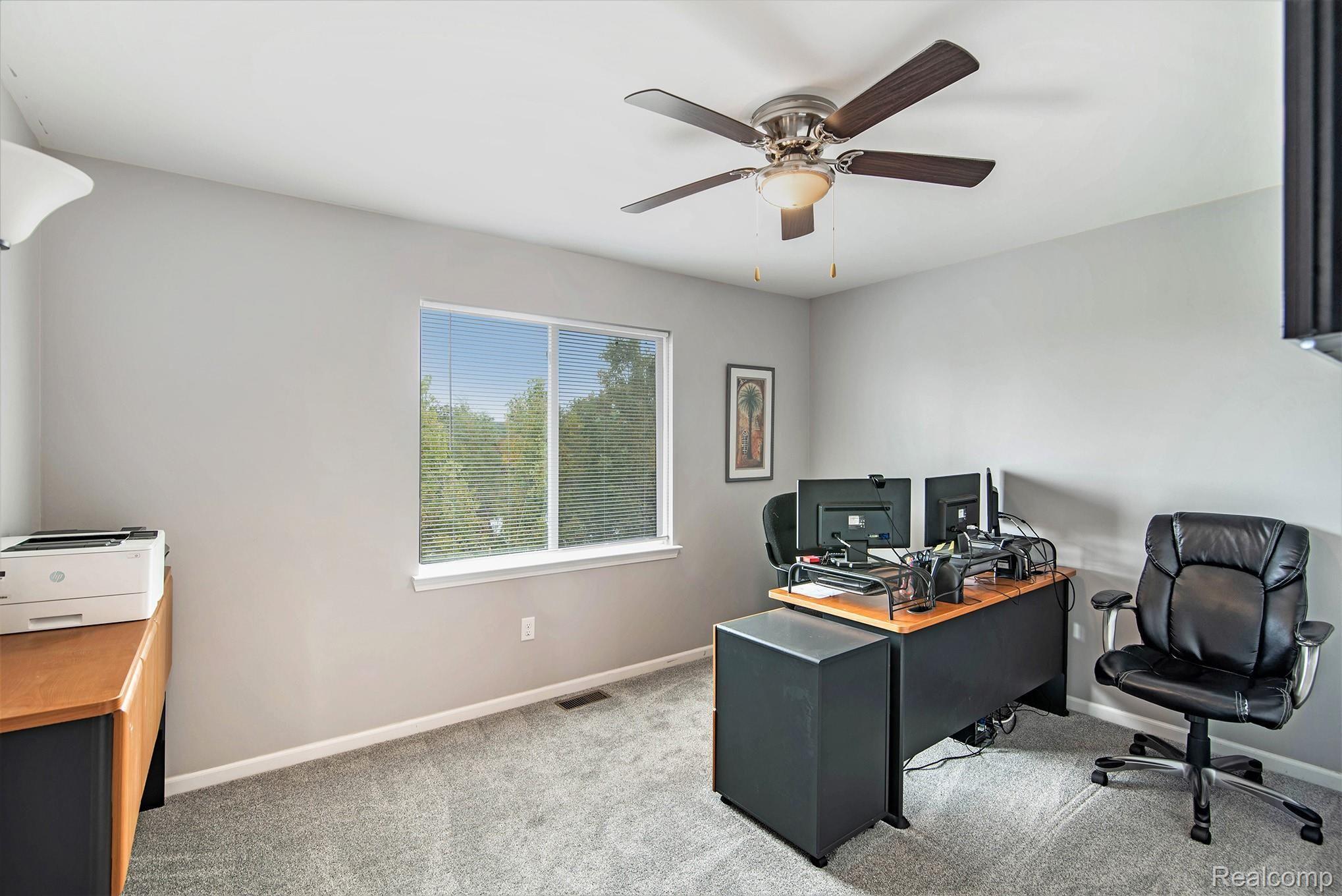 1377 Ridge View Court Grand Blanc, MI 48439 - Photo 24 of 36 28.jpg