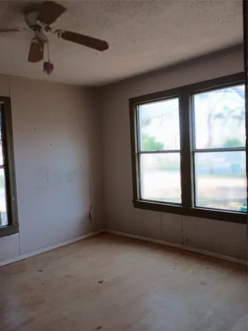 $24,900 | 600 5th Avenue, Coleman, TX 76834