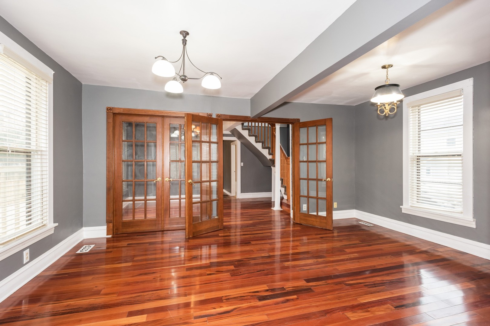 26W228 Jewell Road Winfield, IL 60190 - Photo 4 of 16