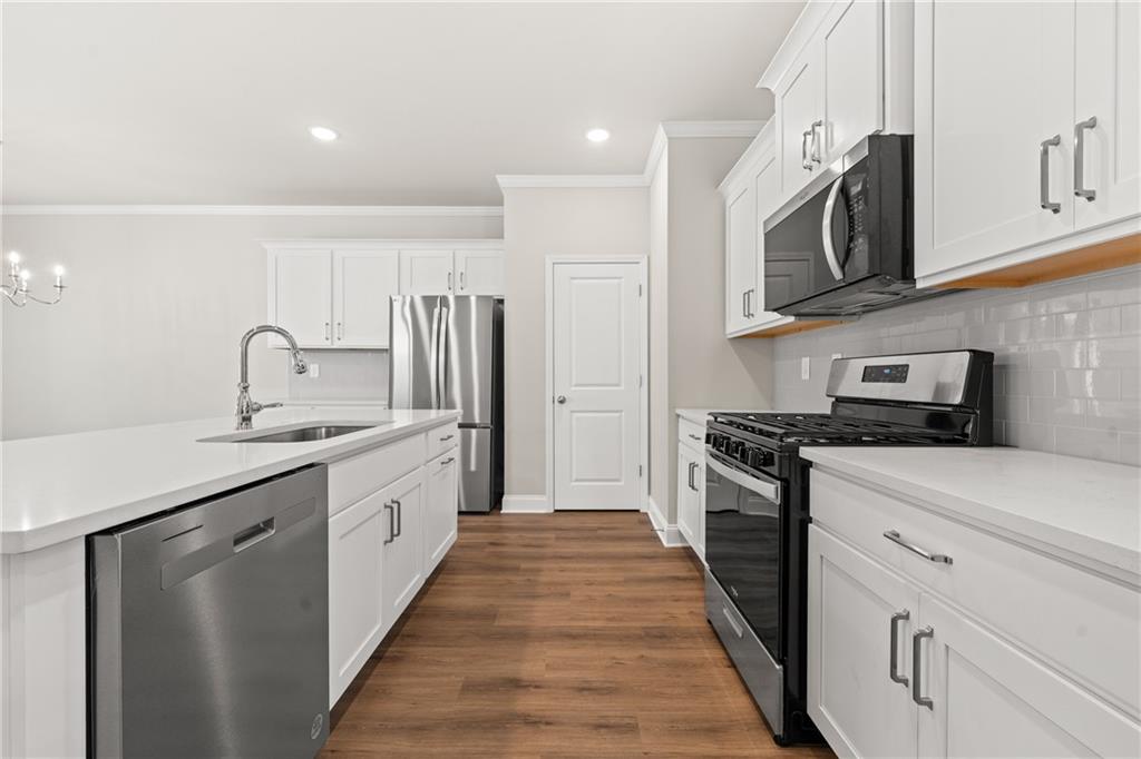 4105 Cavalier Way Duluth, GA 30097 - Photo 12 of 55