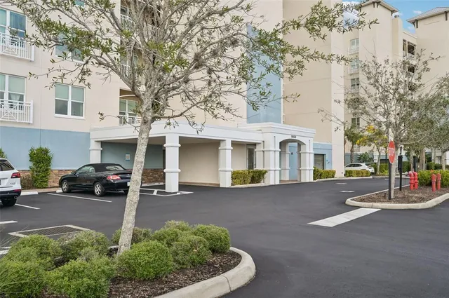 $549,900 | 10530 Boardwalk Loop, Unit 201, Lakewood Ranch, FL 34202