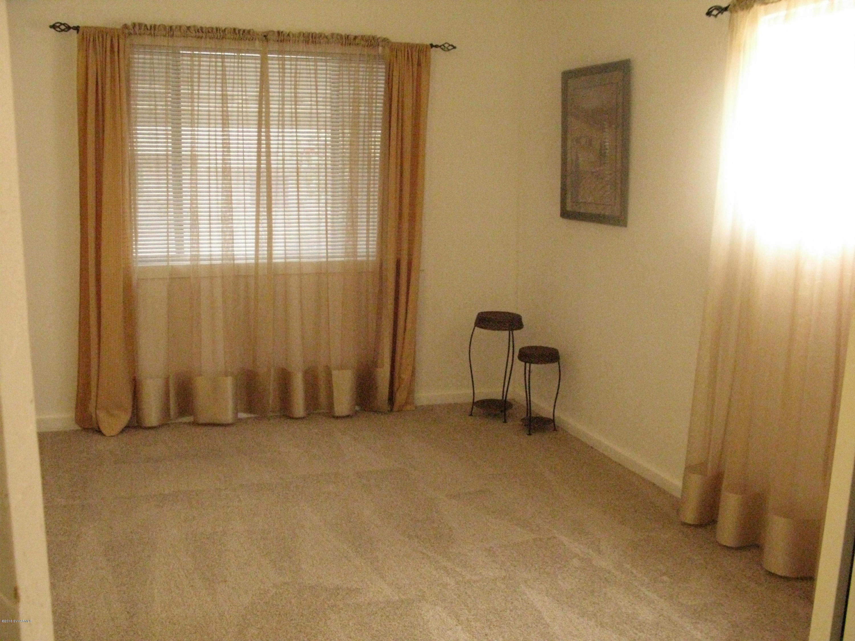 4165 North Pima Way Rimrock, AZ 86335 - Photo 14 of 22 master bedroom