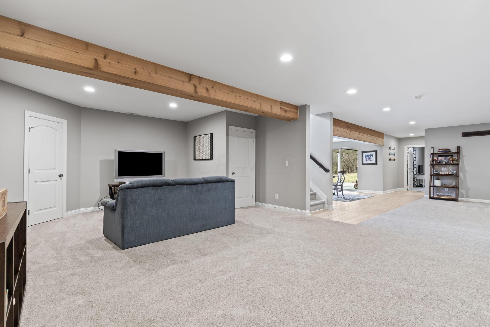 4201 Curve Road Delaware, OH 43015 - Photo 33 of 56 43-web-or-mls-4201CurveRoad_Hommati102 (
