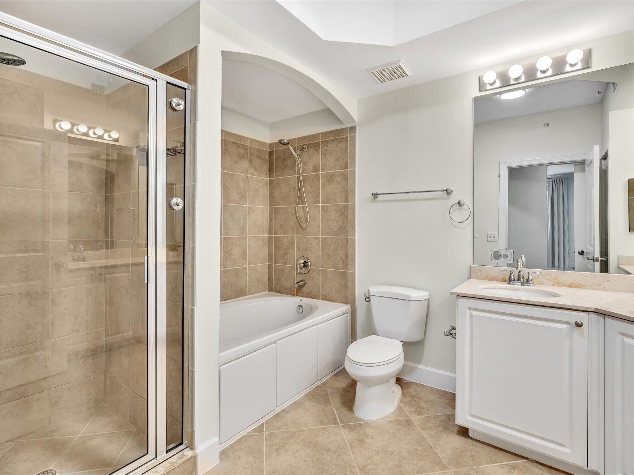 1405 Renaissance Way, Unit 405 Boynton Beach, FL 33426 - Photo 37 of 62 38-FPP00386