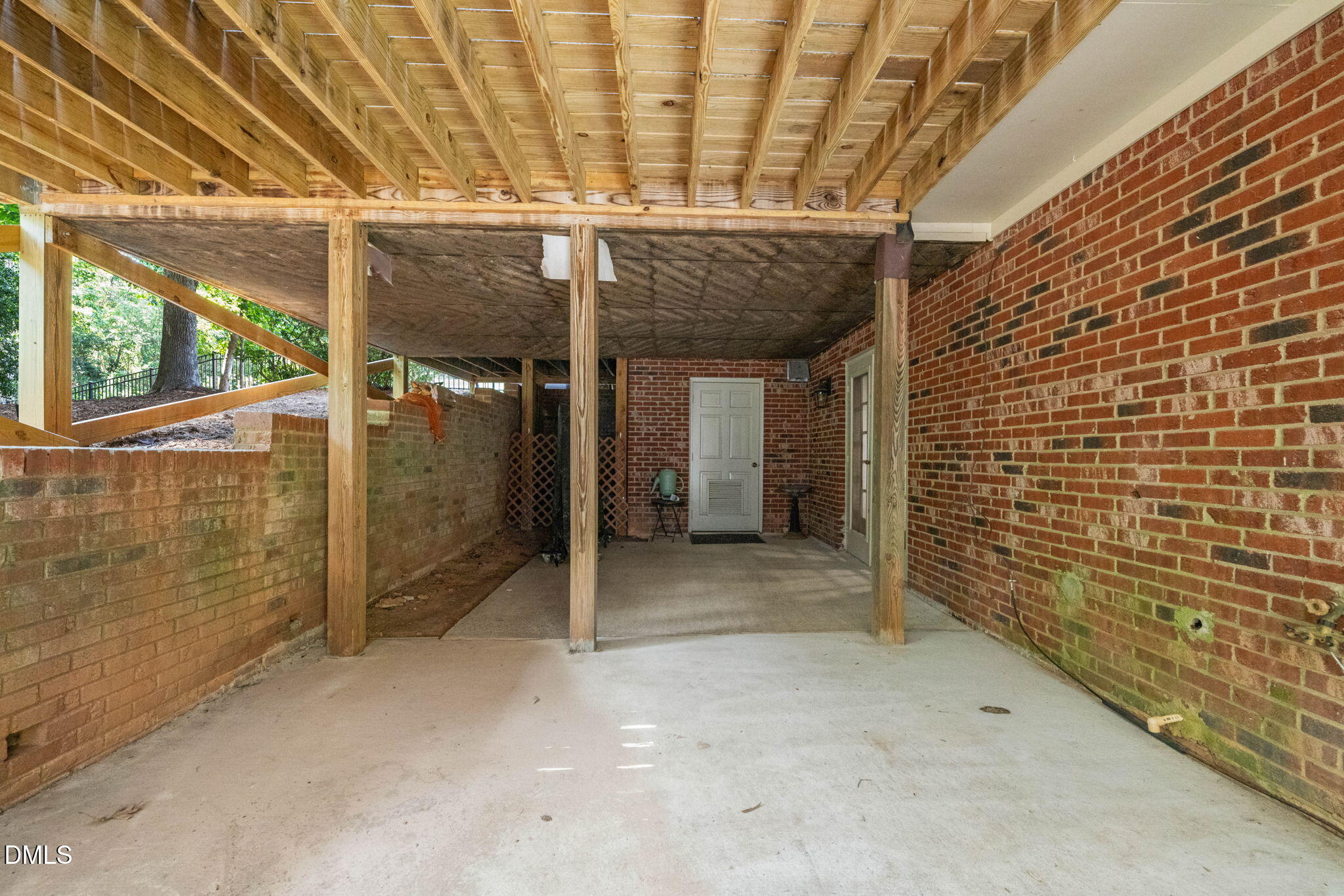 3516 Ranlo Drive Raleigh, NC 27612 - Photo 38 of 59 47-web-or-mls-DSC02156