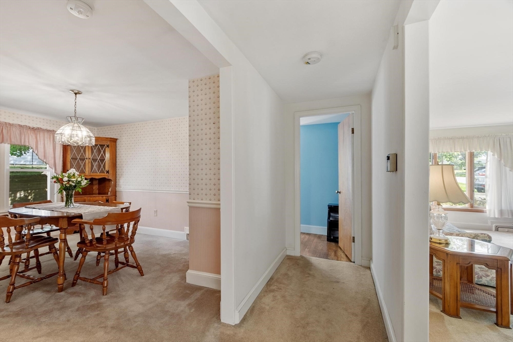 48 Chickering Street Lawrence, MA 01843 - Photo 17 of 38