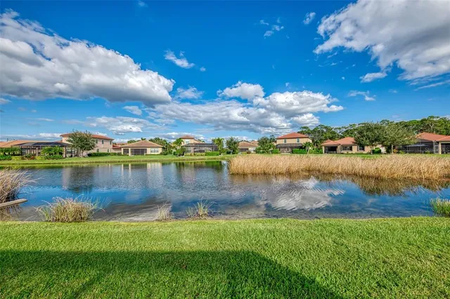 $549,000 | 1050 Bluffwood Drive, Nokomis, FL 34275