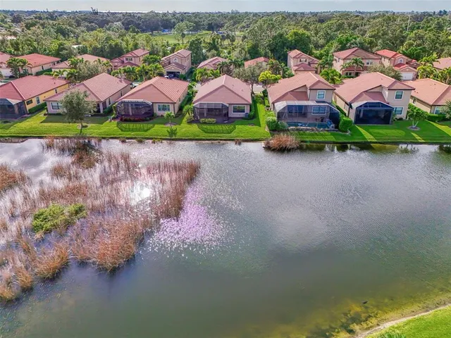 $549,000 | 1050 Bluffwood Drive, Nokomis, FL 34275